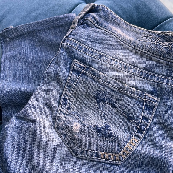 Silver Jeans Tuesday Slim - Picture 1 of 5